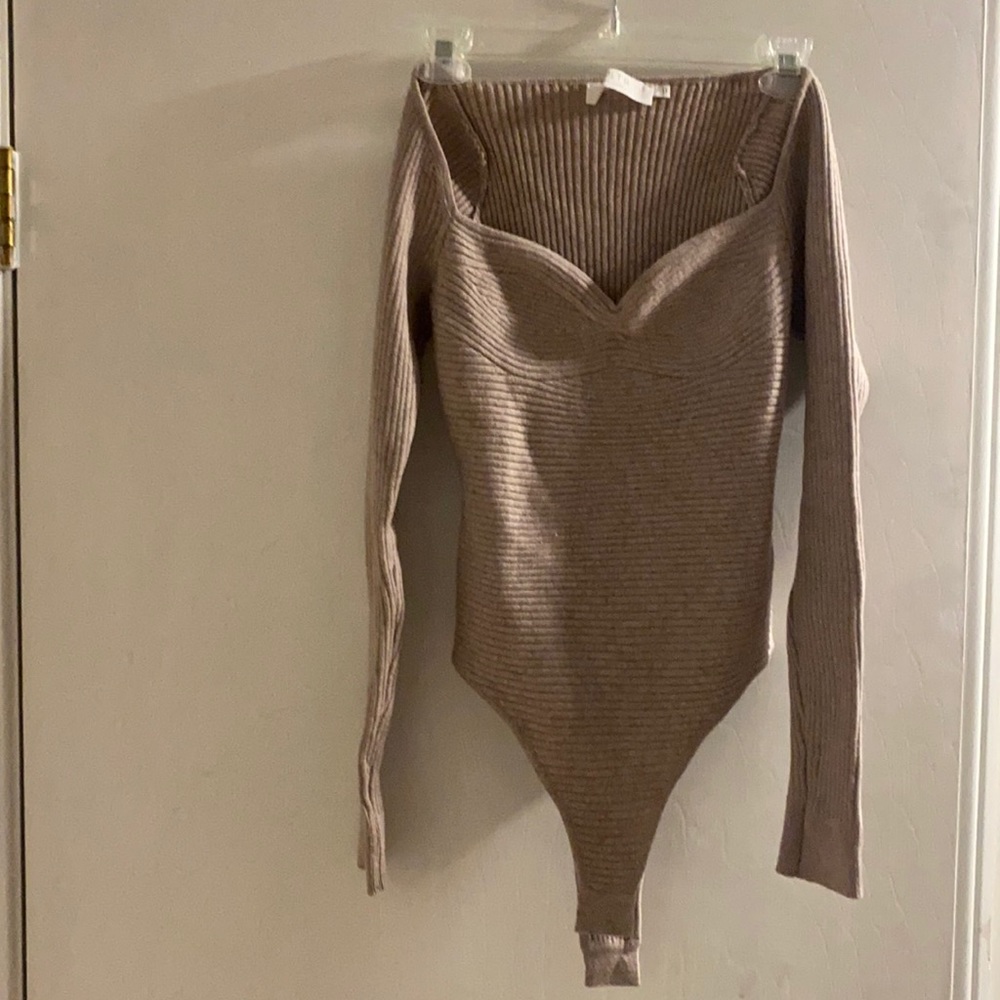 ASTR Bodysuit Tan Long Sleeve size small